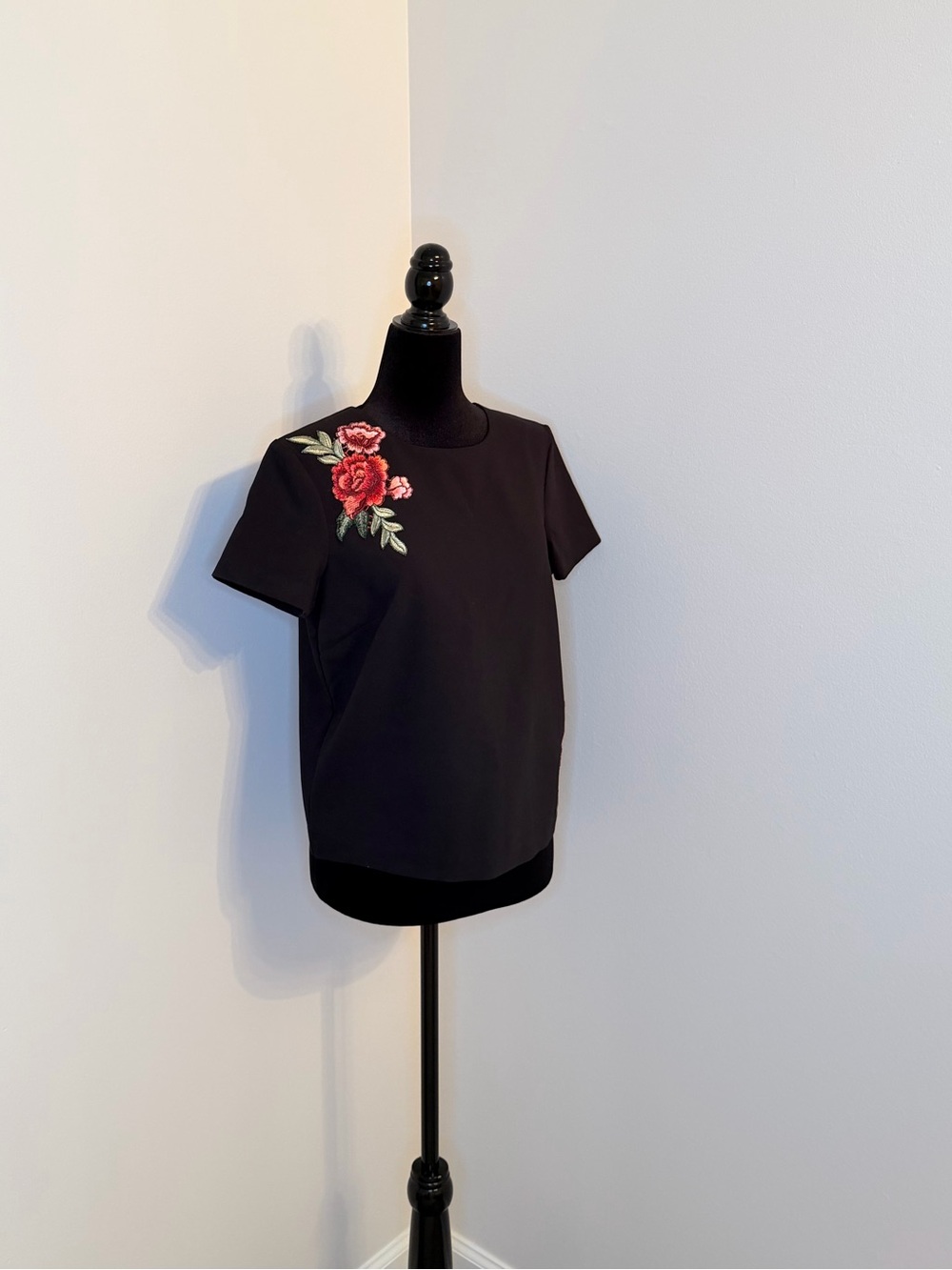 Black Short-Sleeve Blouse with Red Rose Embroidery